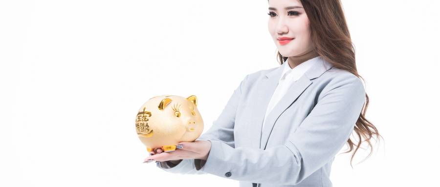 国际期货的定价逻辑:从供需博弈到资金情绪 国际期货的定价逻辑:从供需博弈到资金情绪